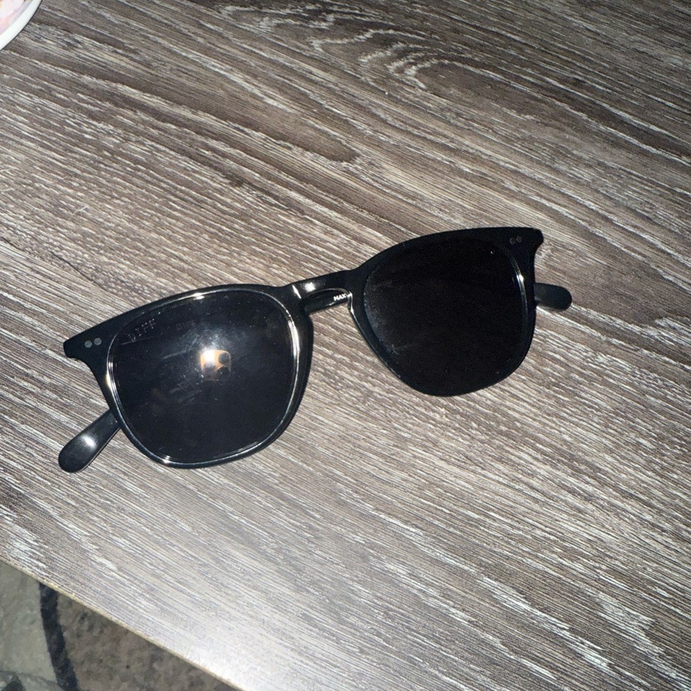 Unisex Diffeye Black Sunglasses